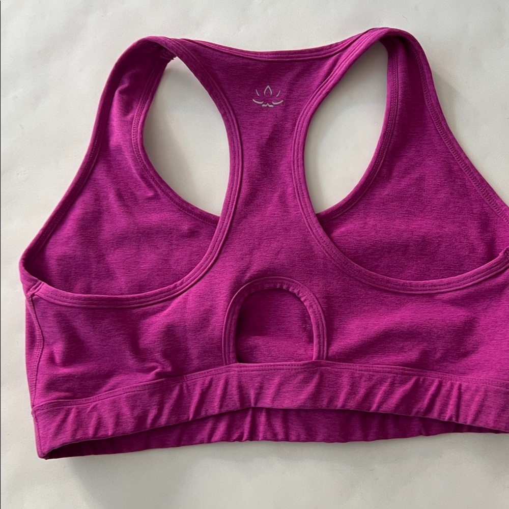 Beyond Yoga Racerback Sports Bra in Magenta Heather Size 1X Rare - Picture 3 of 4